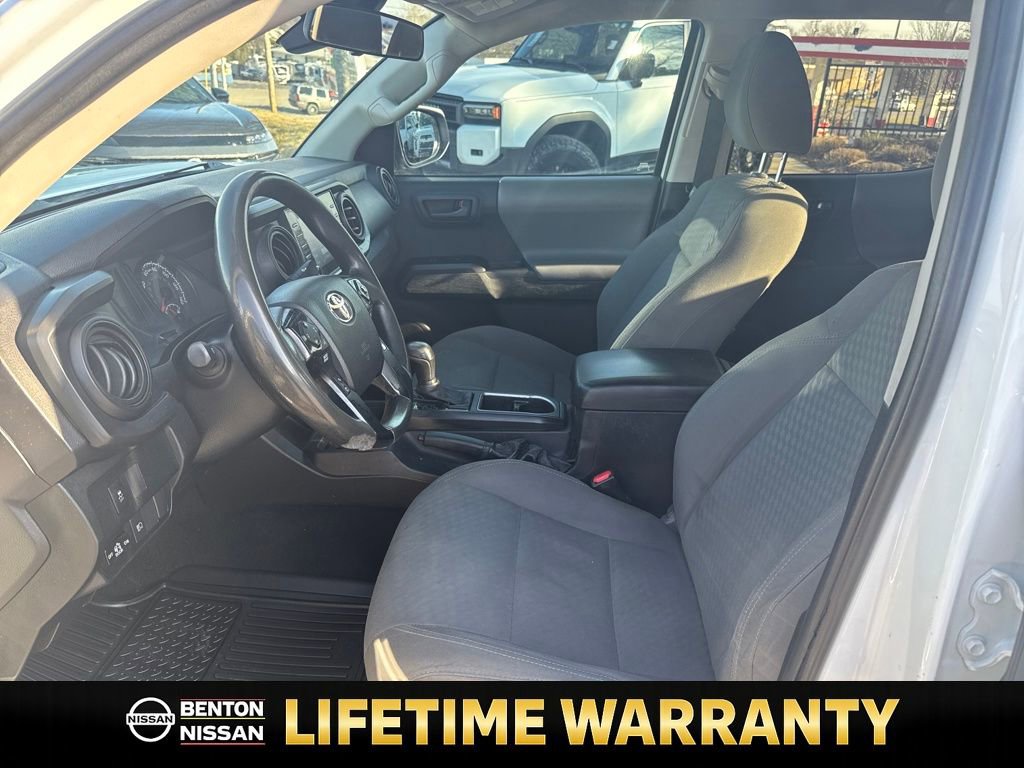 Used 2021 Toyota Tacoma SR w/ SR Convenience Package image 10