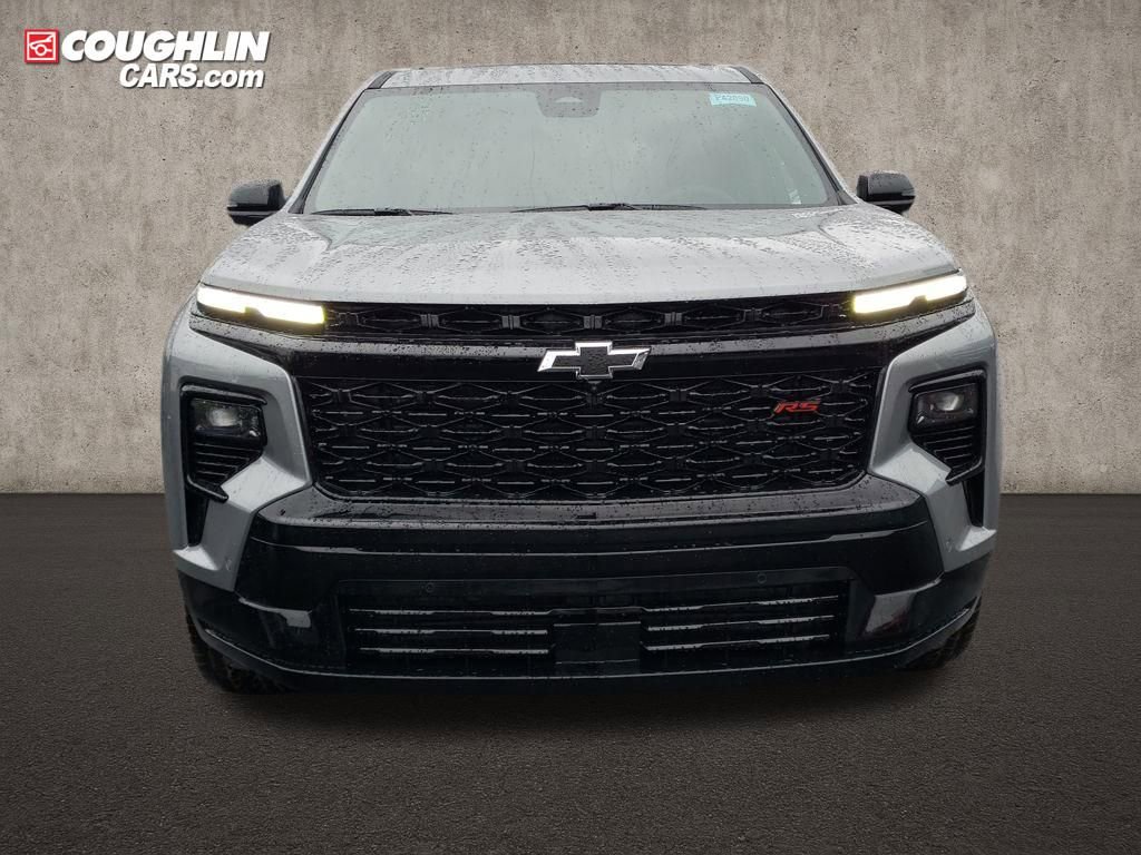 New 2026 Chevrolet Traverse RS w/ LPO, Floor Liner Package AWD/4WD image 8