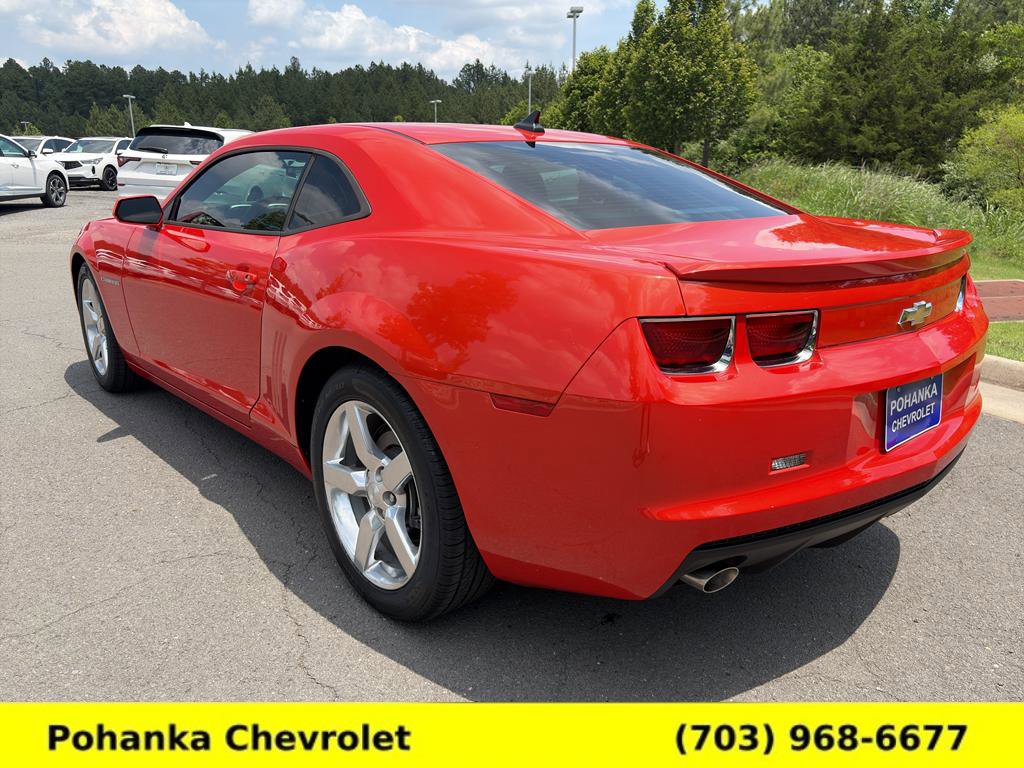 Used 2013 Chevrolet Camaro LT RWD image 5