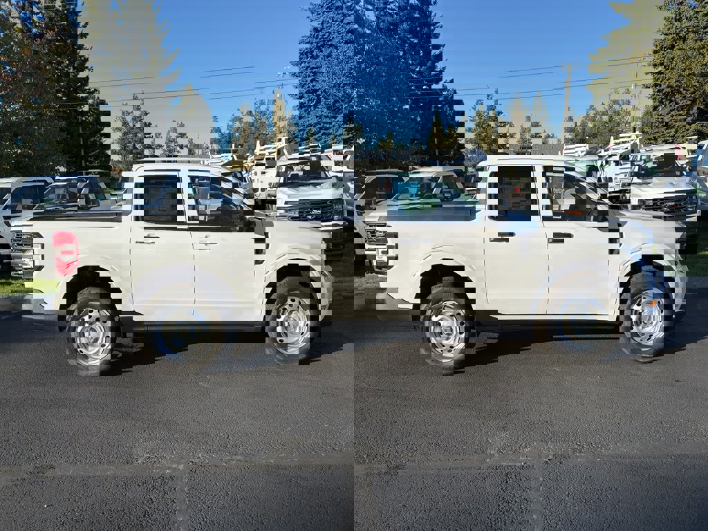 New 2025 Ford Maverick XL w/ Equipment Group 101A image 3