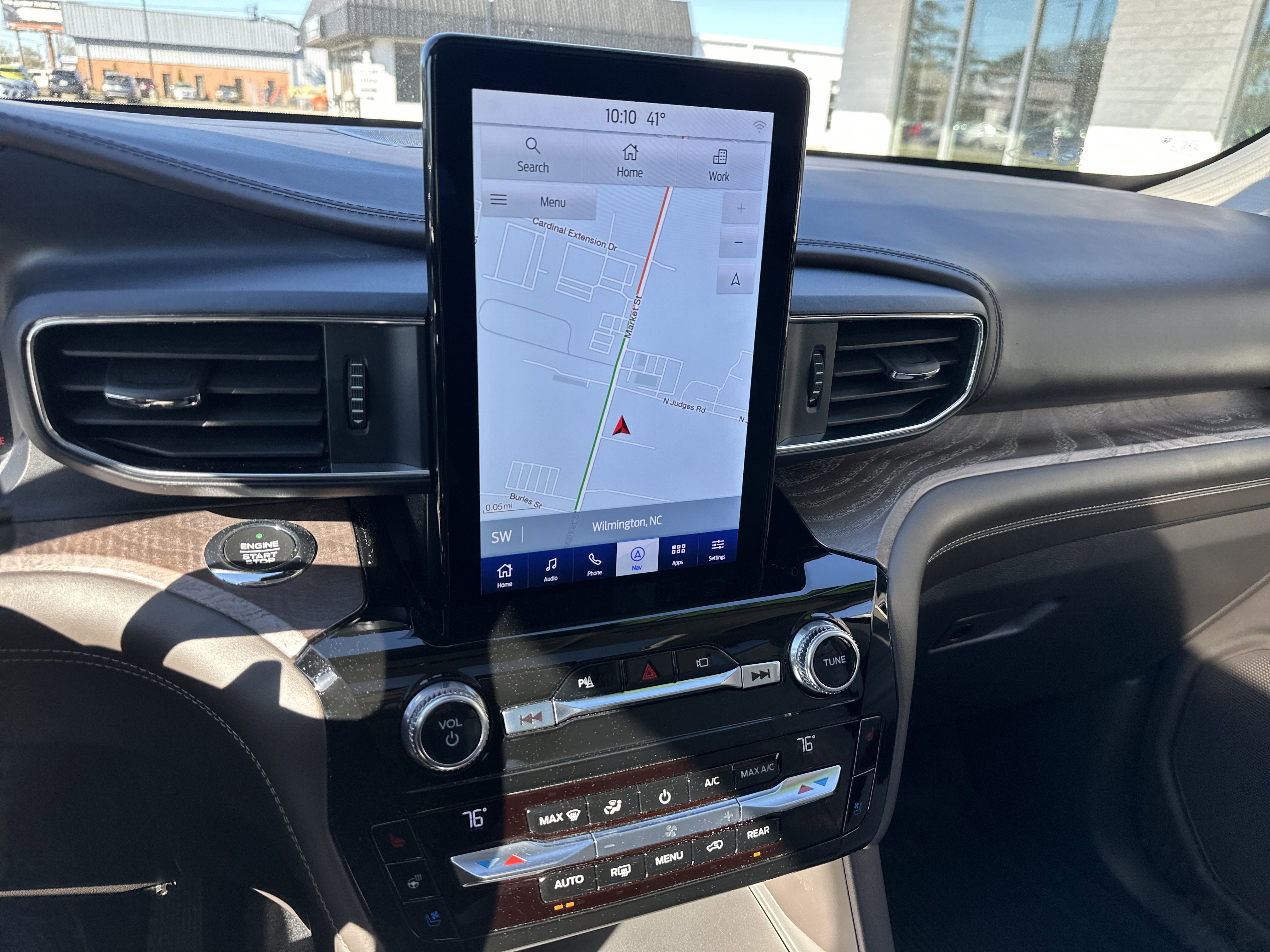 Used 2021 Ford Explorer Platinum w/ Equipment Group 601A image 17