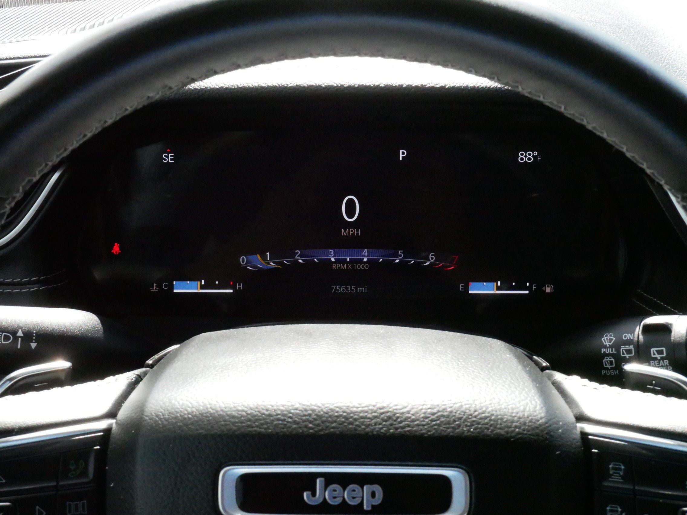 Used 2022 Jeep Grand Cherokee Limited w/ Luxury Tech Group II AWD/4WD image 21
