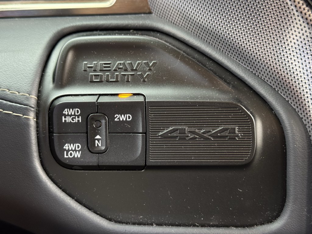 Used 2022 RAM 3500 Limited AWD/4WD image 20