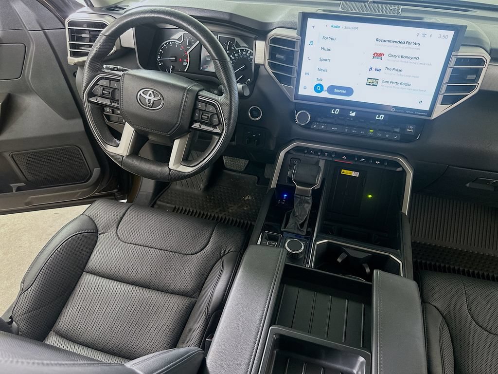 Used 2023 Toyota Tundra Limited AWD/4WD image 17