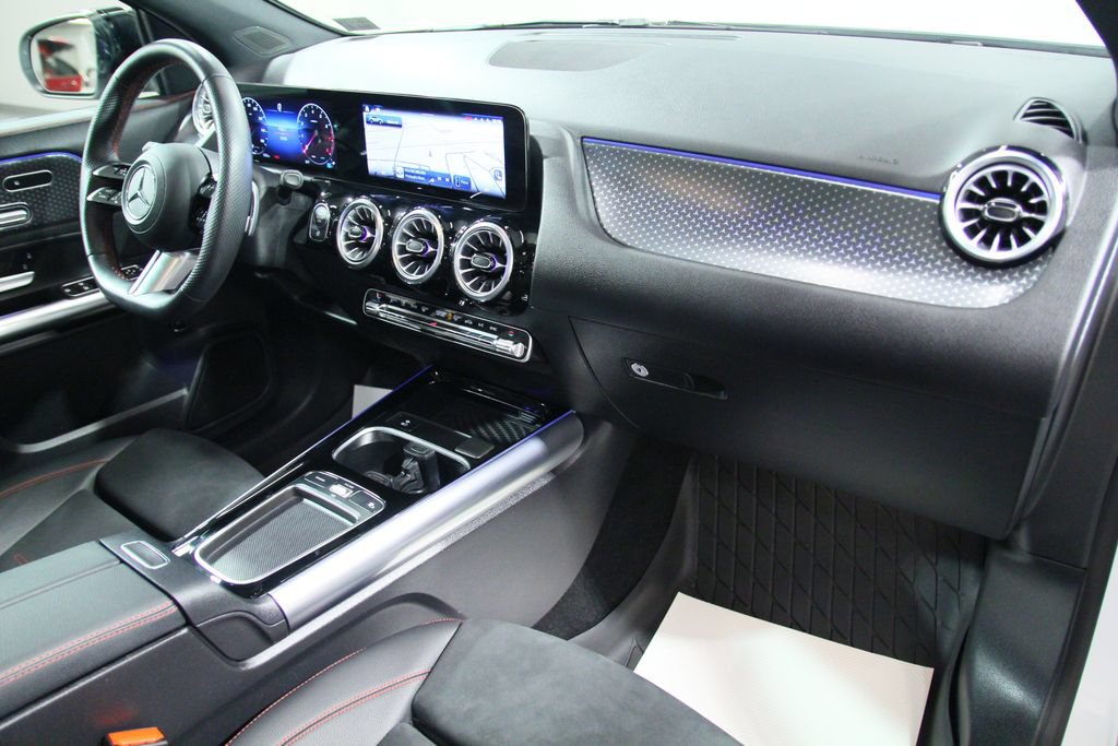 Certified 2024 Mercedes-Benz GLA 250 4MATIC image 22