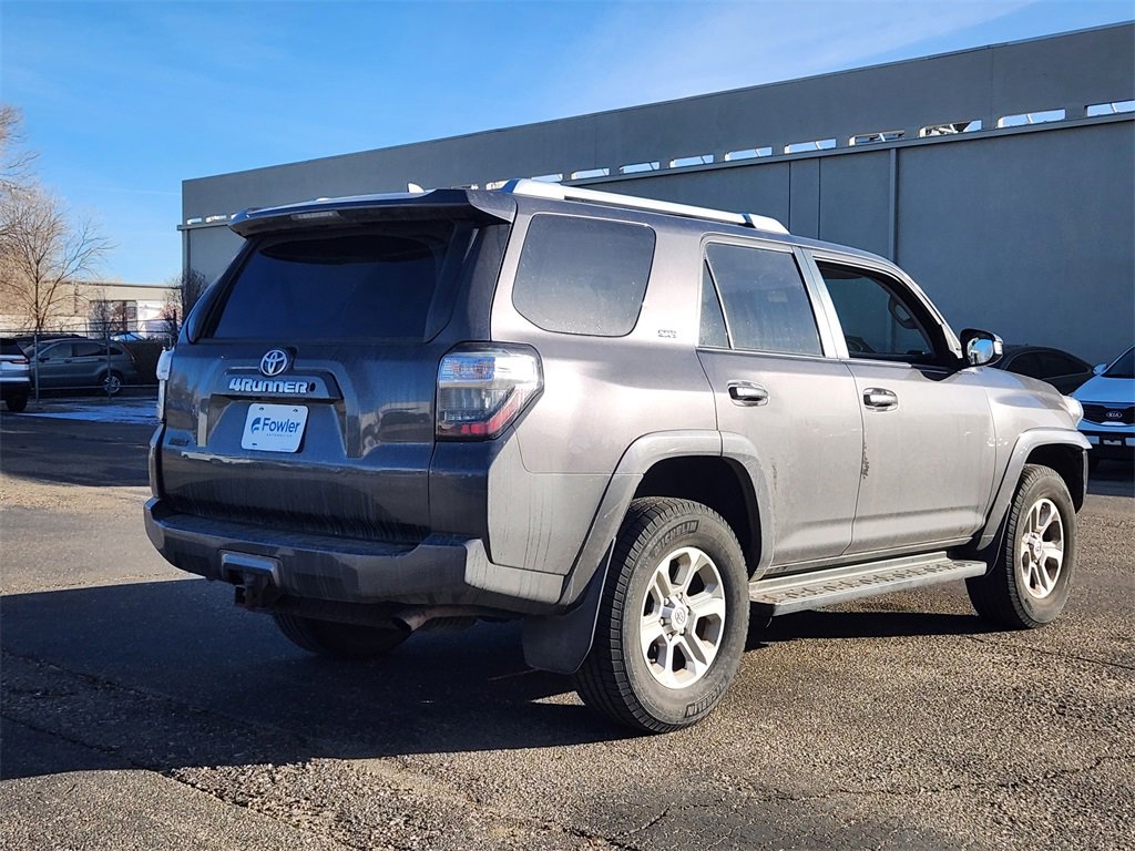 Used 2016 Toyota 4Runner SR5 image 4