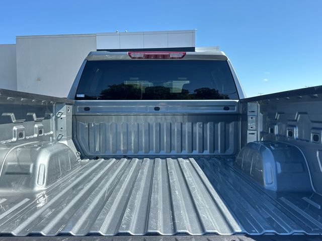 Used 2026 Chevrolet Silverado 1500 LT AWD/4WD image 12