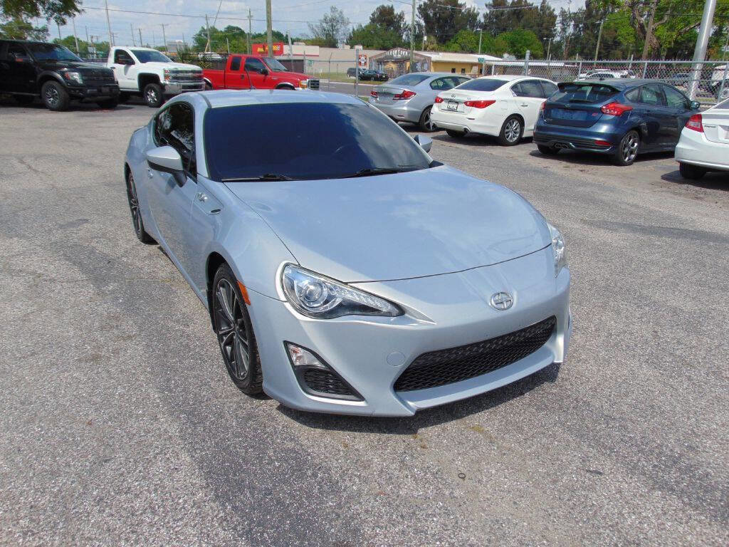 Used 2013 Scion FR-S 10 Series image 2