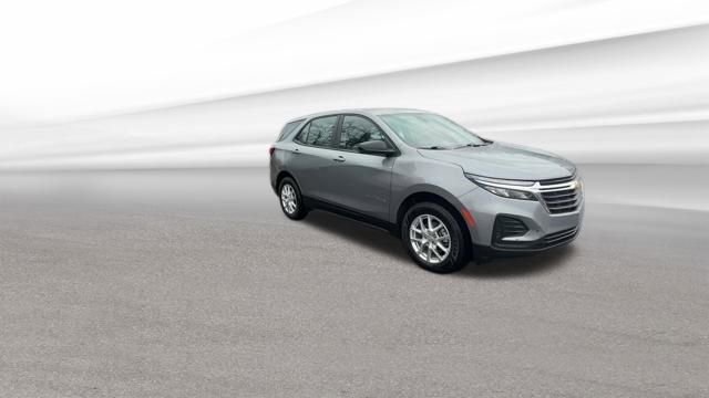 Used 2023 Chevrolet Equinox LS image 37
