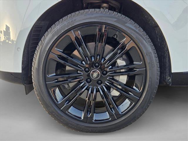 Used 2024 Land Rover Range Rover SE AWD/4WD image 25