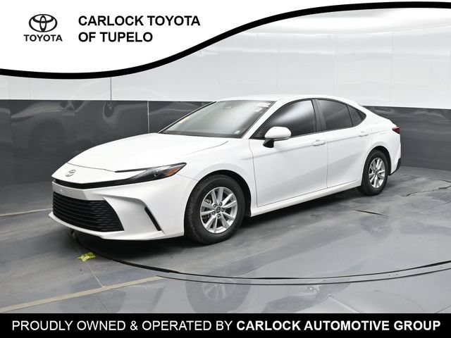 Used 2025 Toyota Camry SE