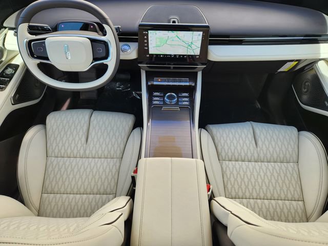 New 2026 Lincoln Nautilus Black Label w/ Jet Appearance Package AWD/4WD image 11