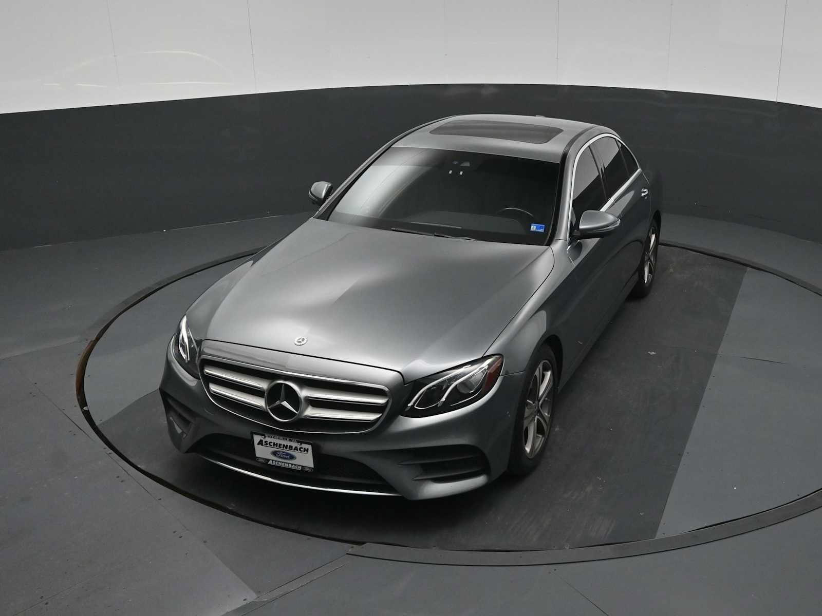 Used 2019 Mercedes-Benz E 300 4MATIC image 46