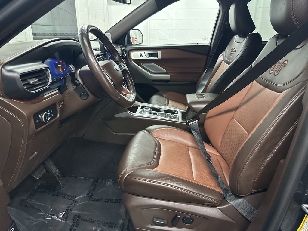 Used 2023 Ford Explorer King Ranch w/ Technology Package AWD/4WD image 19