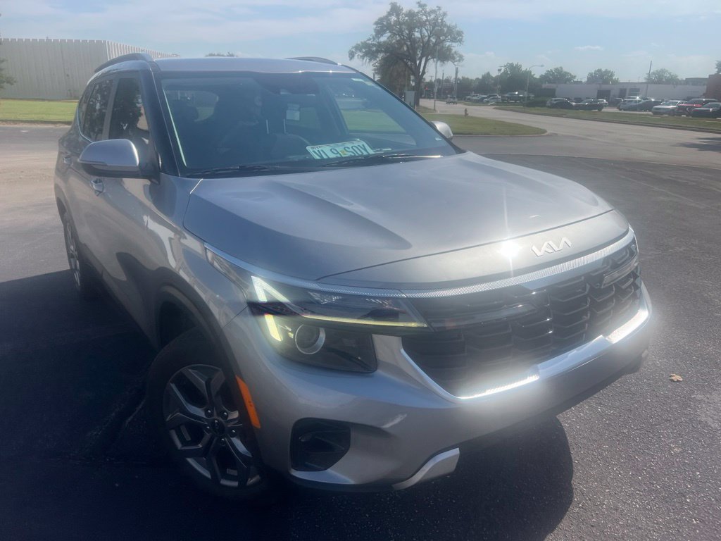 Certified 2024 Kia Seltos S AWD/4WD image 3