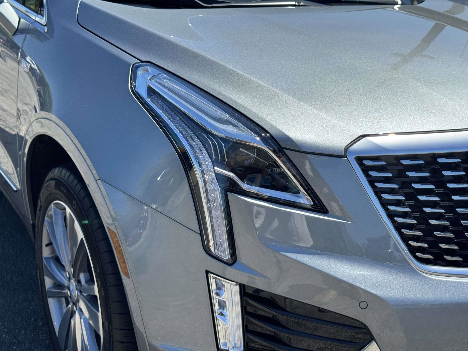 Certified 2024 Cadillac XT5 Premium Luxury AWD/4WD image 5