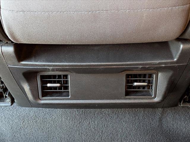 Used 2023 Chevrolet Silverado 1500 Custom image 17