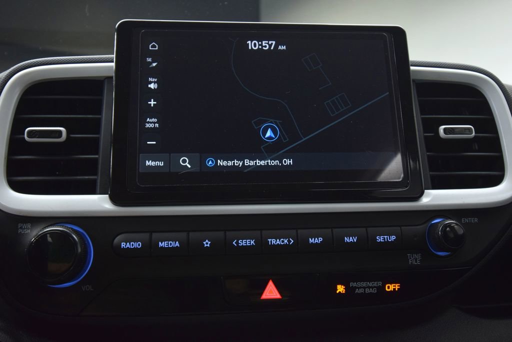 Used 2023 Hyundai Venue Limited w/ Cargo Package FWD image 16