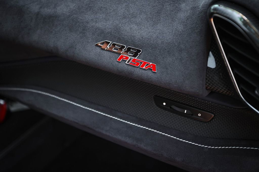Certified 2020 Ferrari 488 Pista Coupe image 53