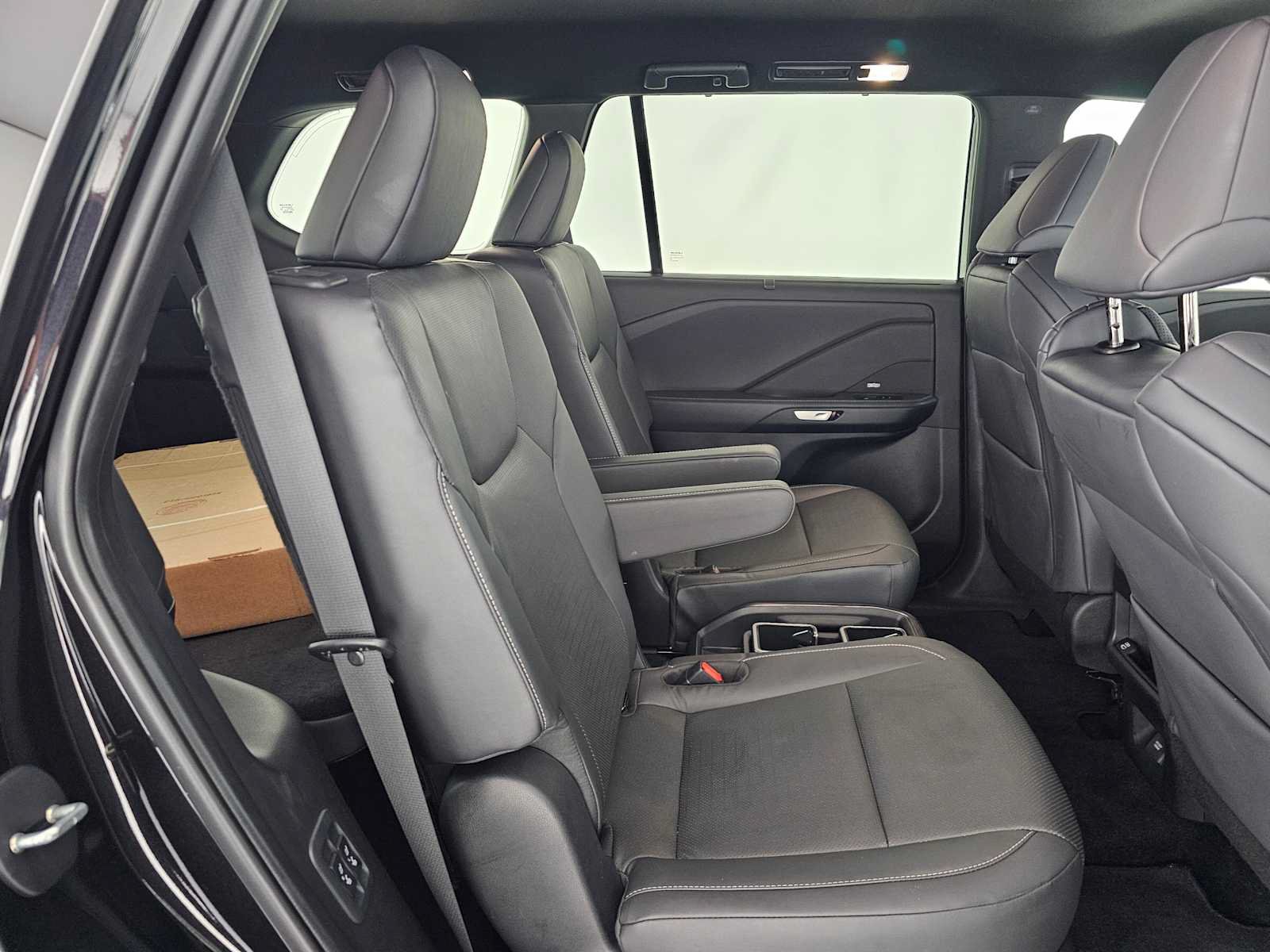 Certified 2025 Lexus TX 500h AWD w/ Technology Package image 12