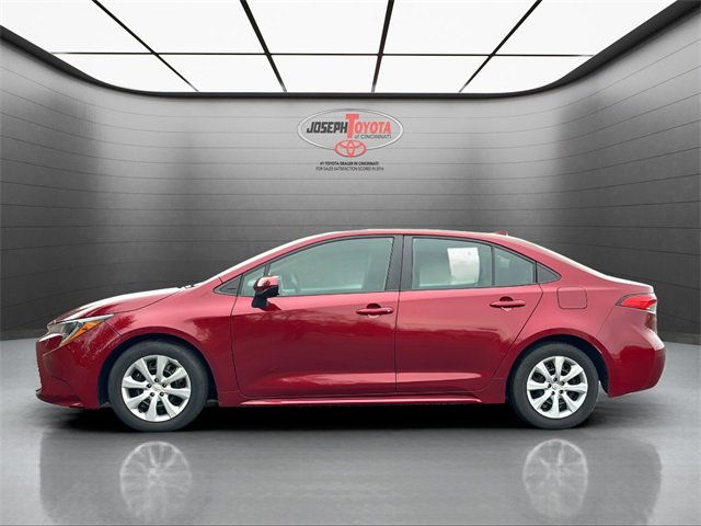 Used 2023 Toyota Corolla LE image 2