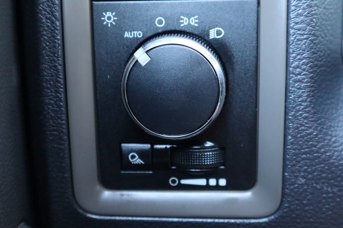 Used 2012 RAM 3500 ST w/ Chrome Appearance Group AWD/4WD image 28