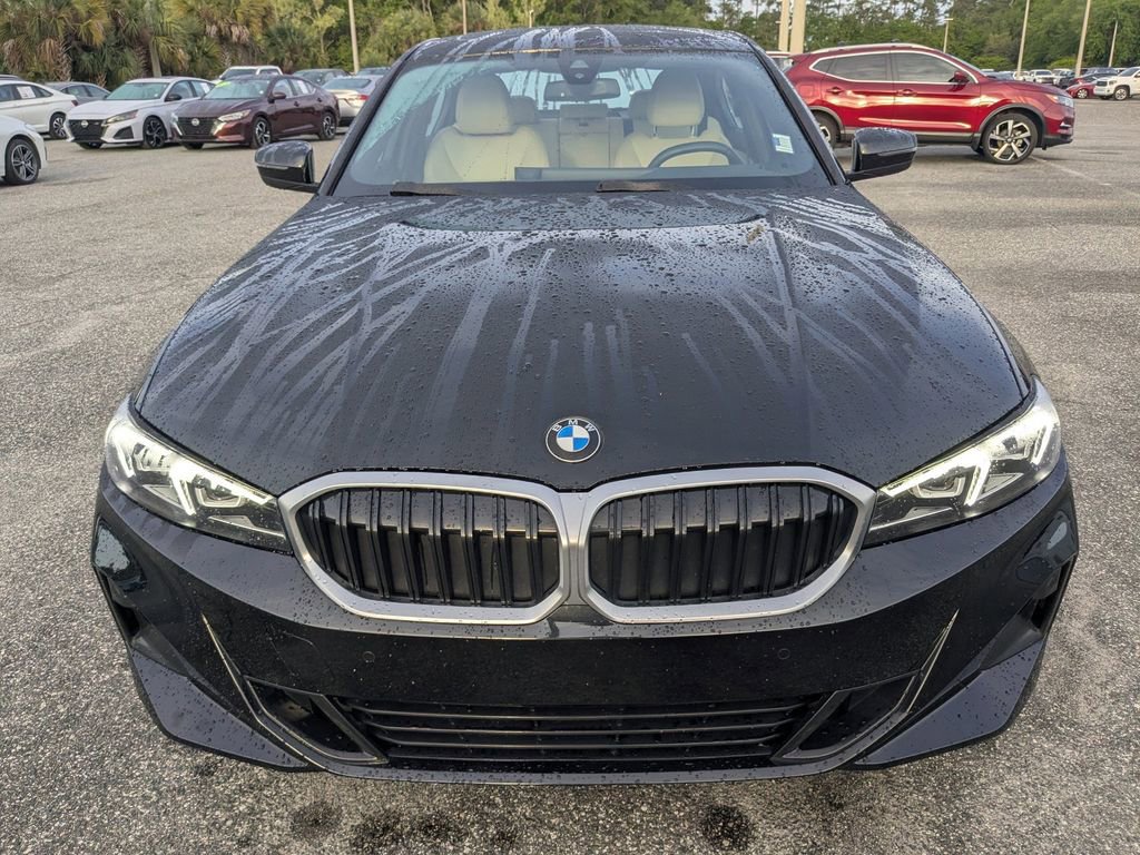 Used 2025 BMW 330i Sedan w/ Convenience Package RWD image 9