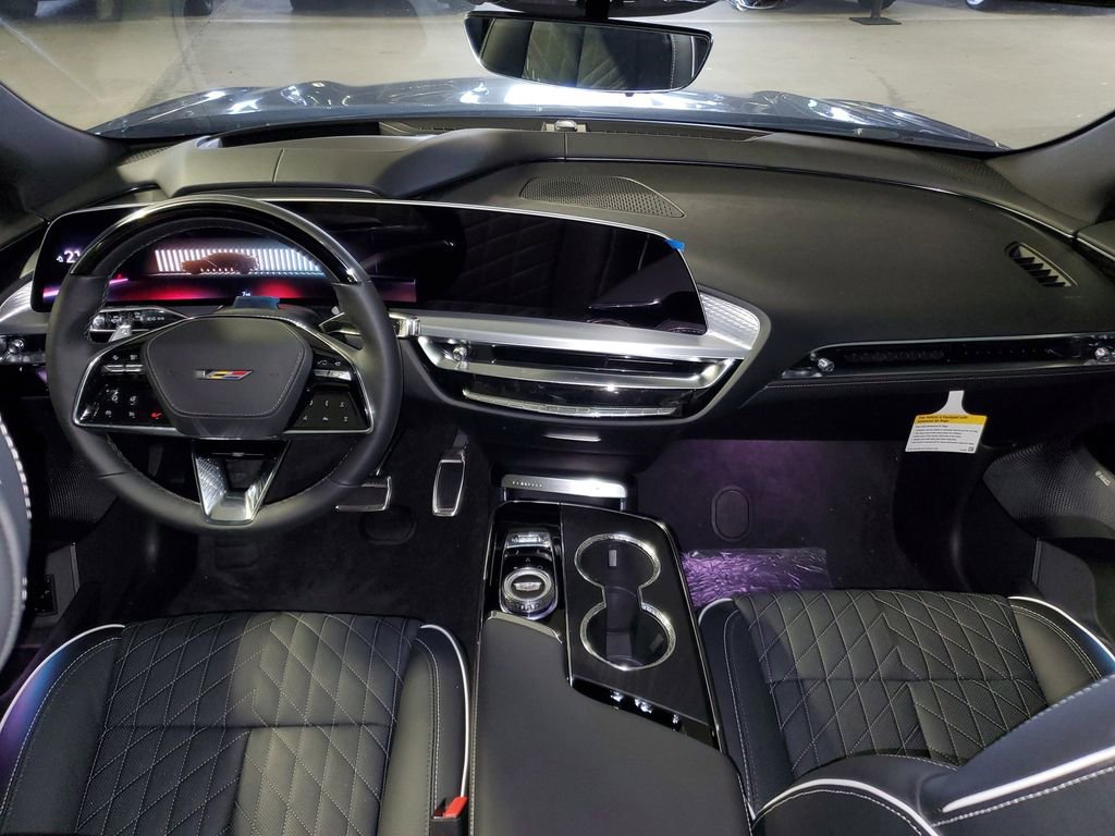 New 2026 Cadillac Lyriq V w/ Exterior Carbon Fiber Package AWD/4WD image 13