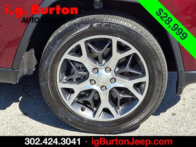 Used 2021 Jeep Grand Cherokee Limited w/ Trailer Tow Group IV AWD/4WD image 8