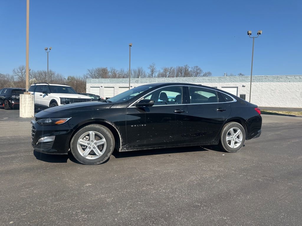 Used 2024 Chevrolet Malibu LT FWD image 17