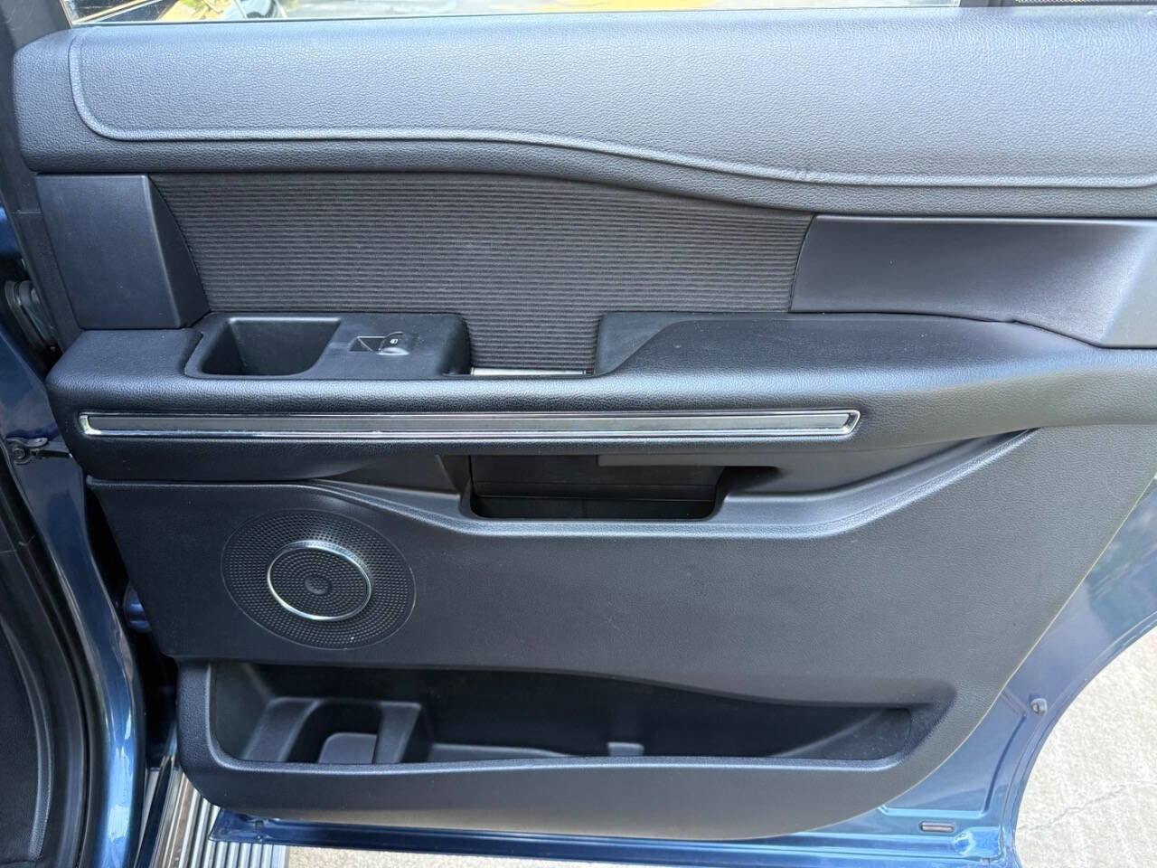 Used 2019 Ford Expedition Max XLT AWD/4WD image 40