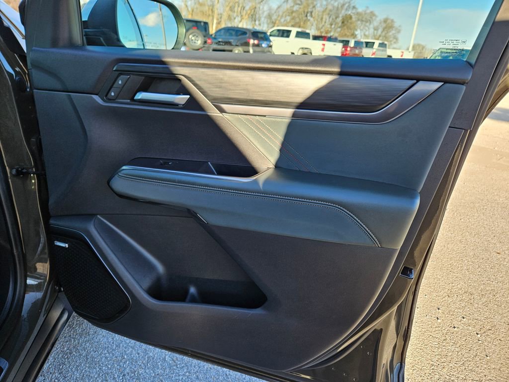 Used 2024 GMC Acadia AT4 w/ Super Cruise Package image 35