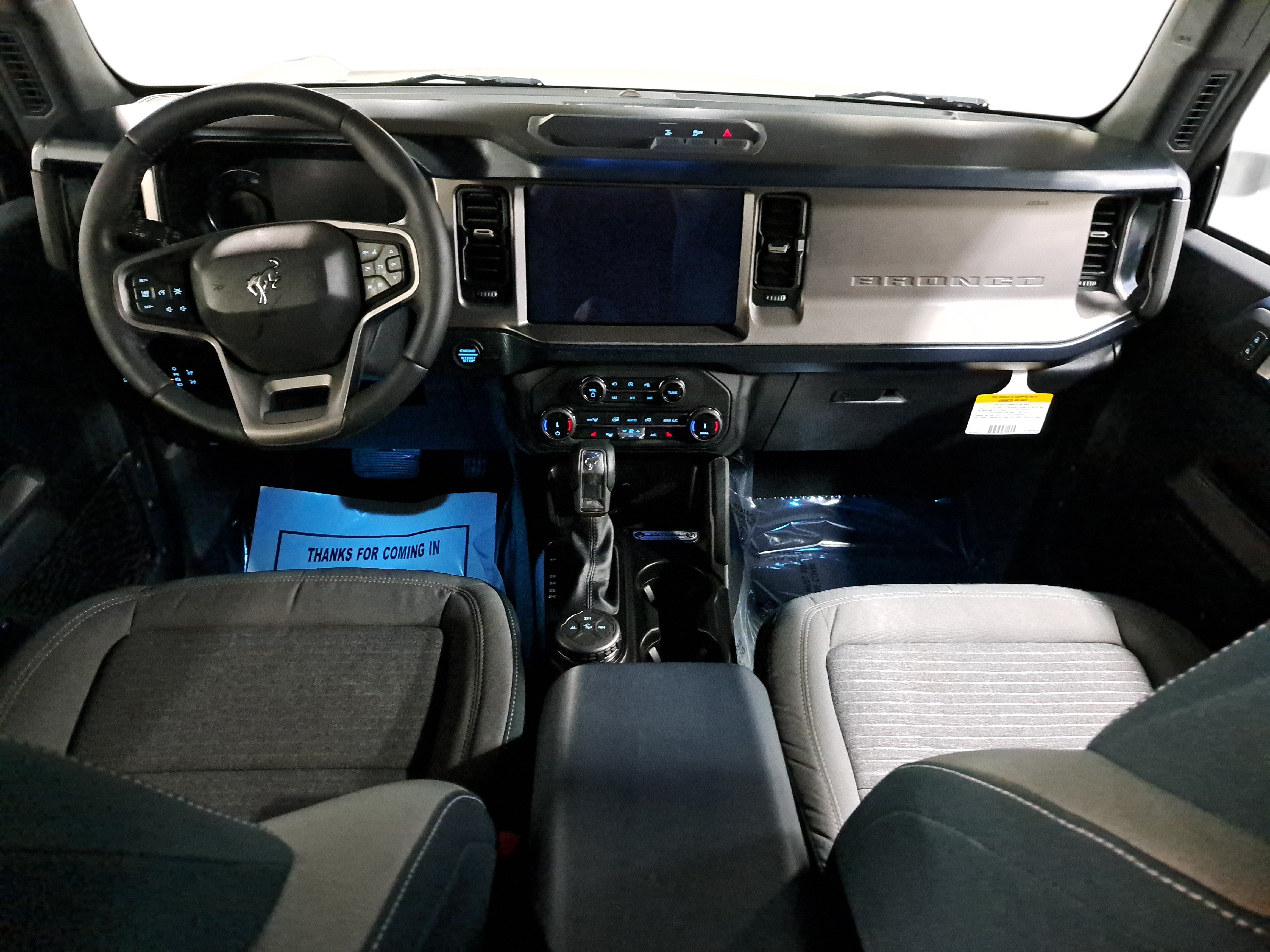 Used 2022 Ford Bronco Outer Banks AWD/4WD image 9