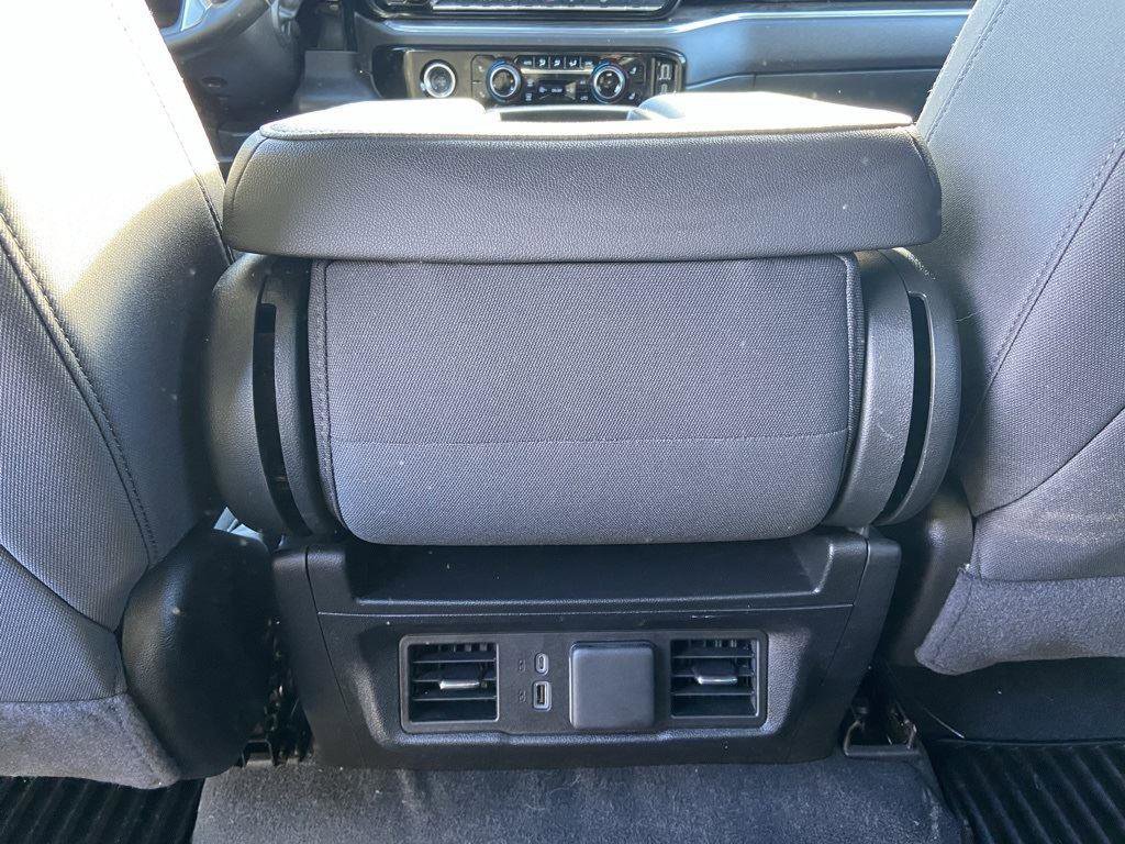 Used 2024 Chevrolet Silverado 1500 LT image 19