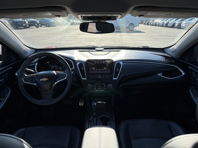 Used 2016 Chevrolet Malibu LT w/ Leather Package FWD image 24