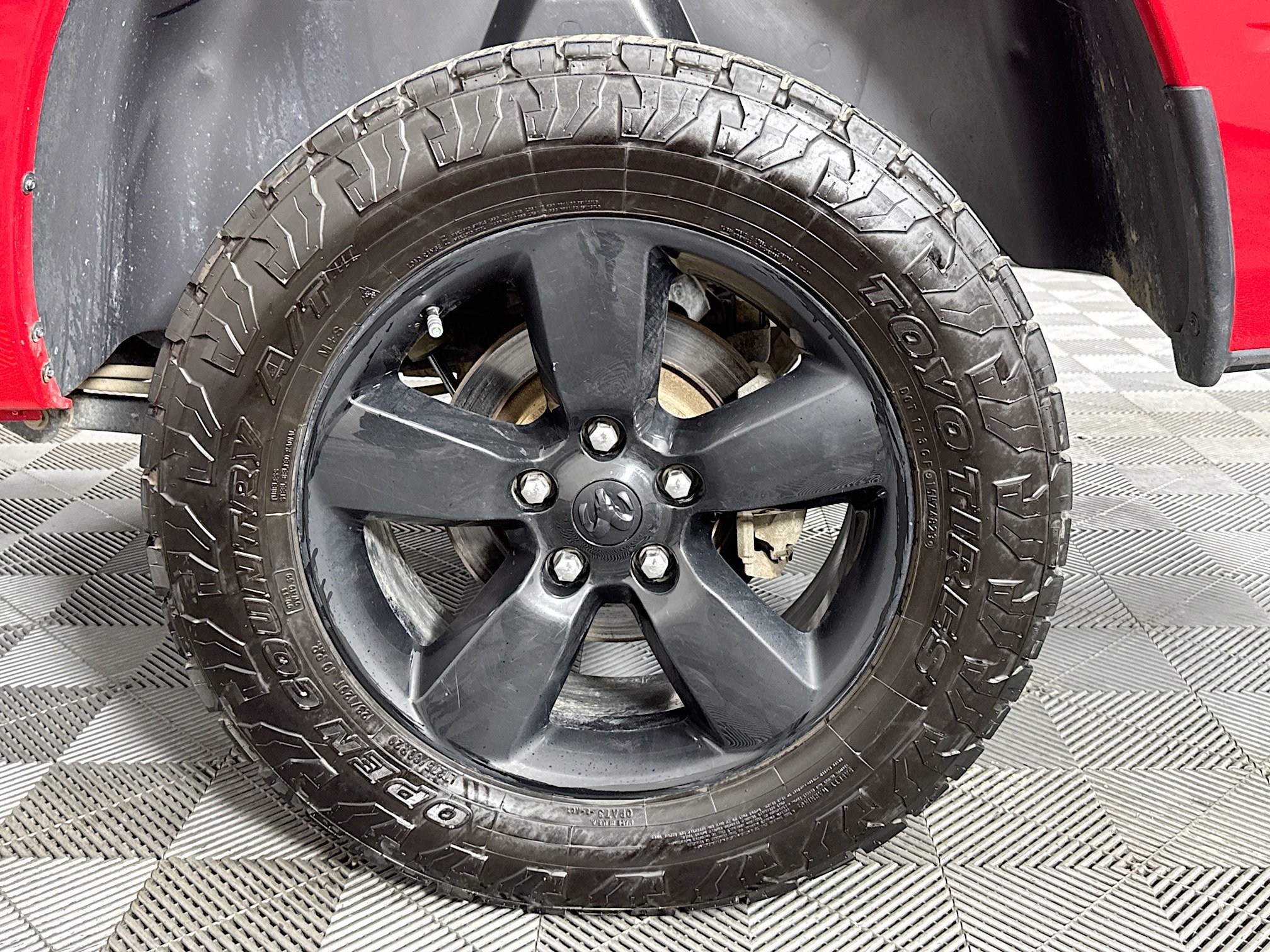 Used 2023 RAM 1500 Express w/ Wheel & Sound Group image 35