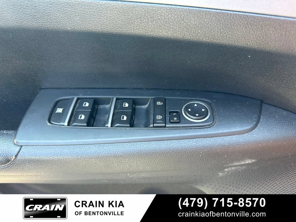 Certified 2021 Kia Forte Sedan FWD image 17