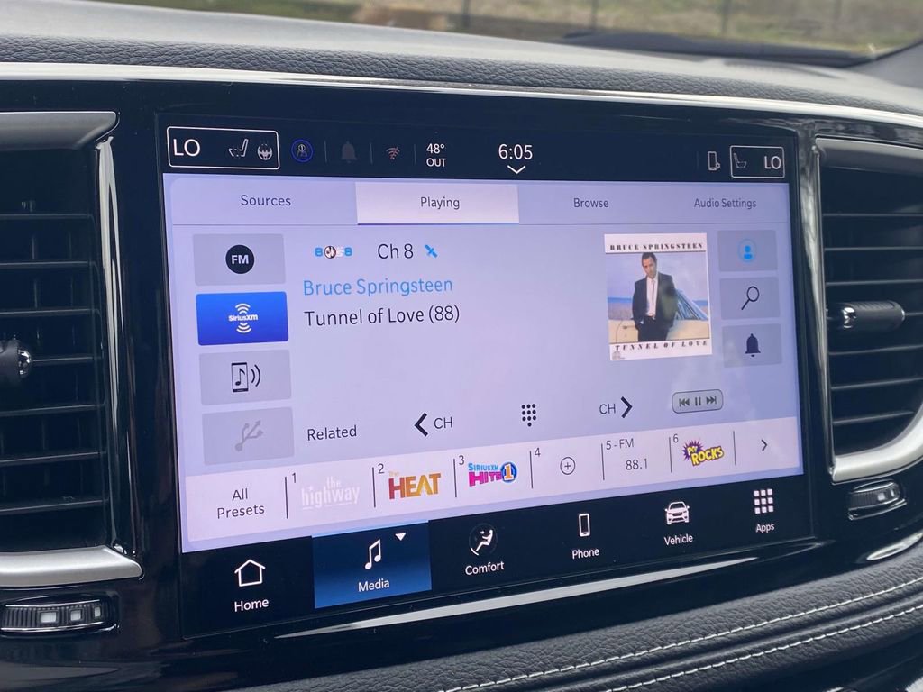 New 2026 Chrysler Pacifica Select image 41