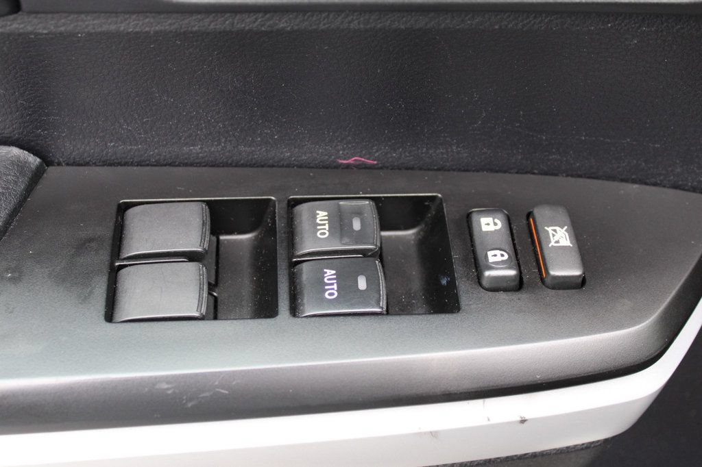 Used 2020 Toyota Tundra Platinum AWD/4WD image 23