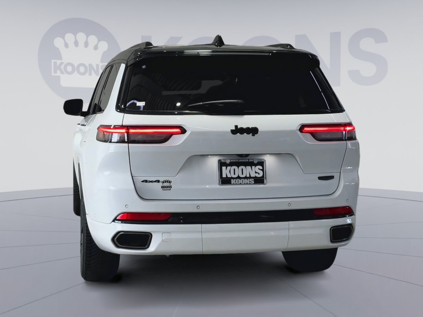 Used 2025 Jeep Grand Cherokee L Summit AWD/4WD image 10