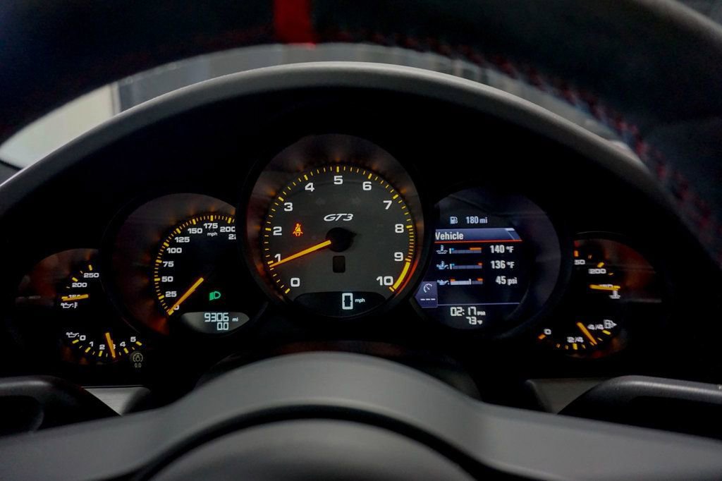 Used 2018 Porsche 911 GT3 image 21
