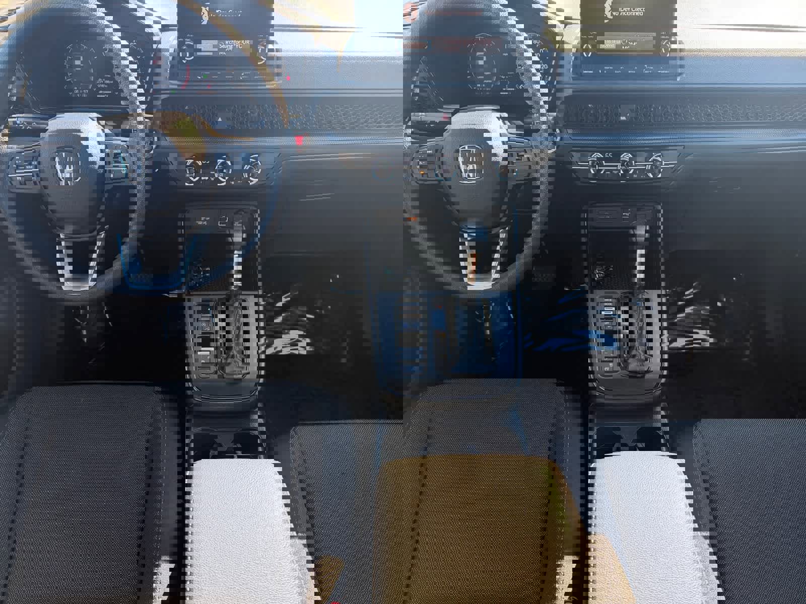 Used 2024 Honda CR-V LX image 6