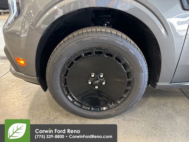 New 2025 Ford Maverick Lobo image 12