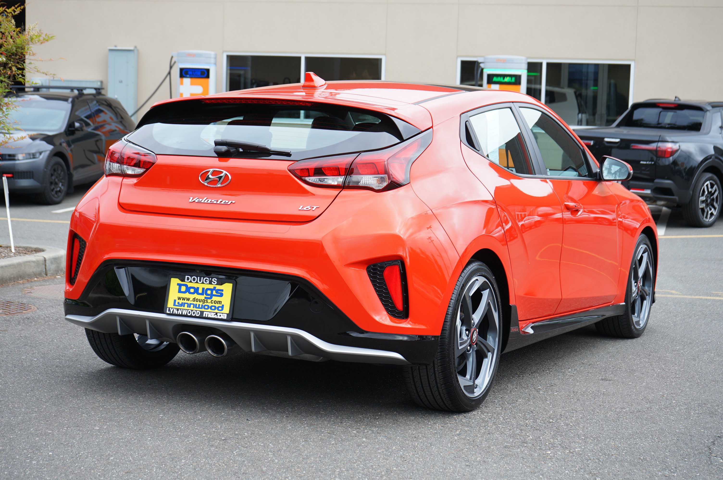 Used 2020 Hyundai Veloster Turbo FWD image 3