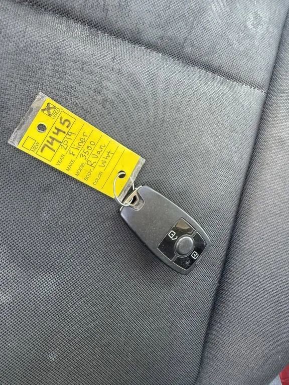 Used 2019 Freightliner Sprinter 144 image 28