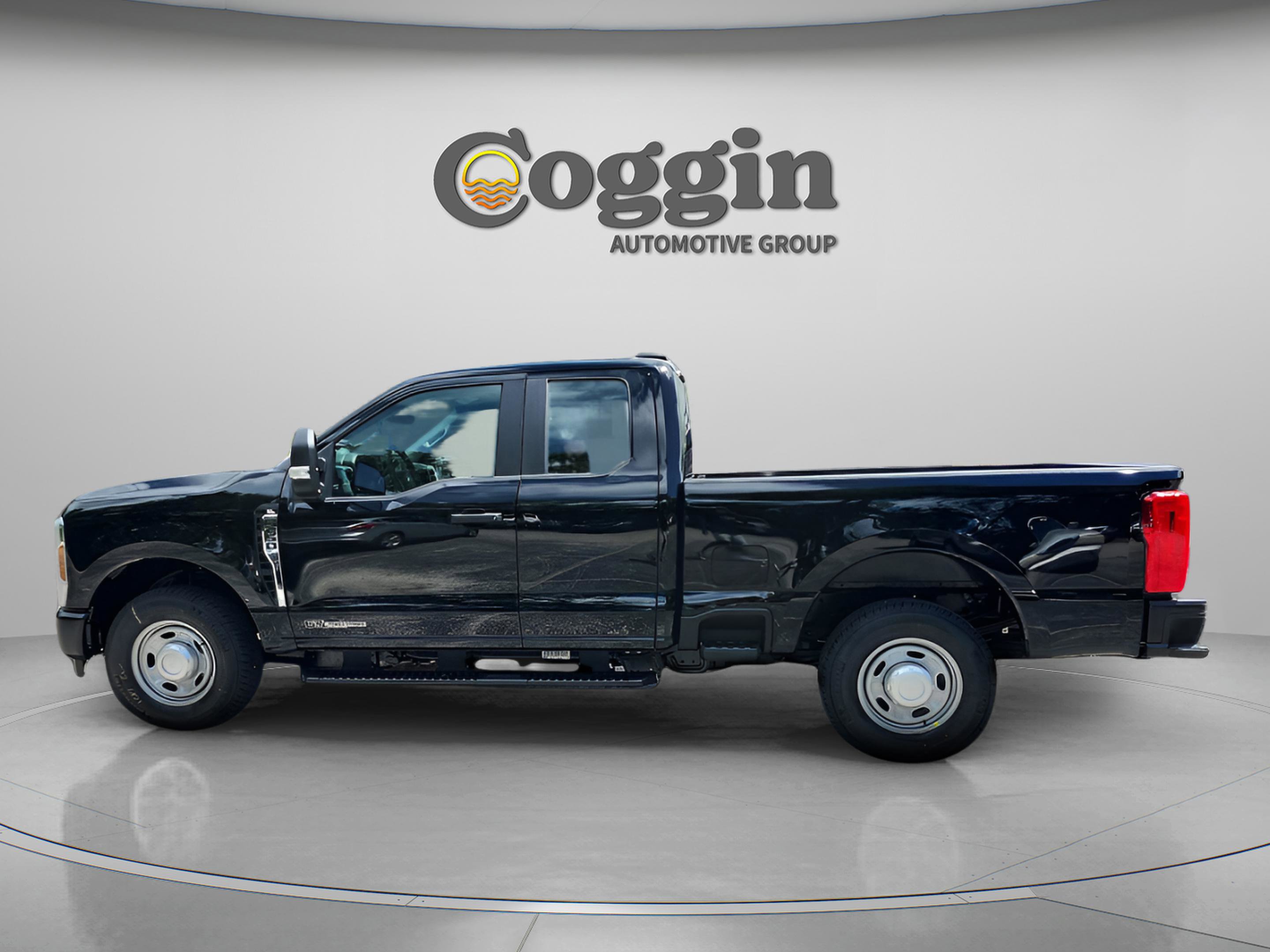 New 2026 Ford F250 XL image 2