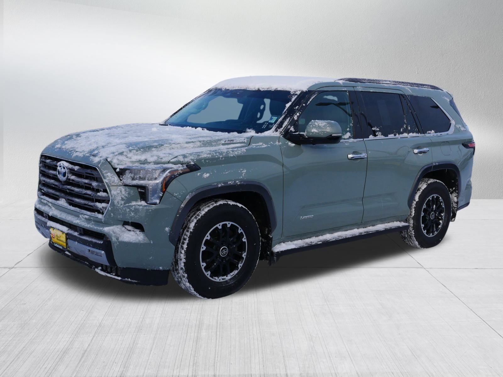 Used 2023 Toyota Sequoia Limited w/ TRD Off-Road Package image 3