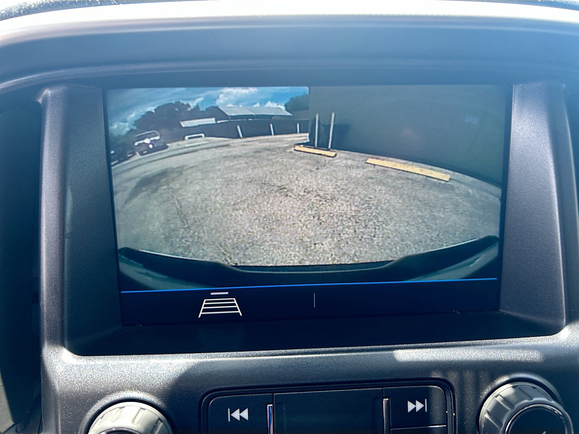 Used 2022 Chevrolet Colorado LT w/ Fleet Safety Package RWD image 13