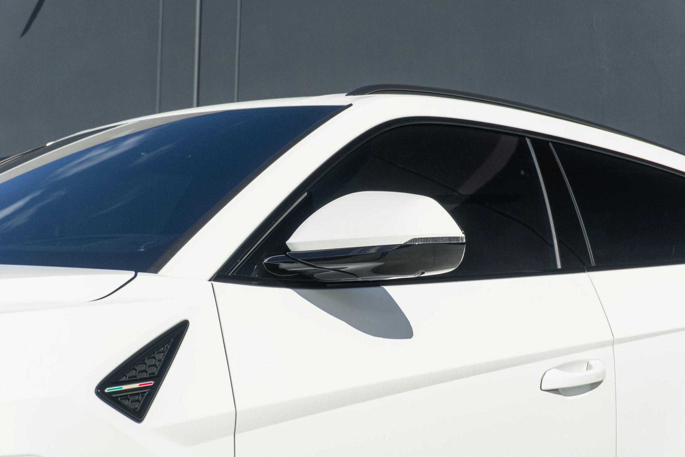 Used 2022 Lamborghini Urus image 29