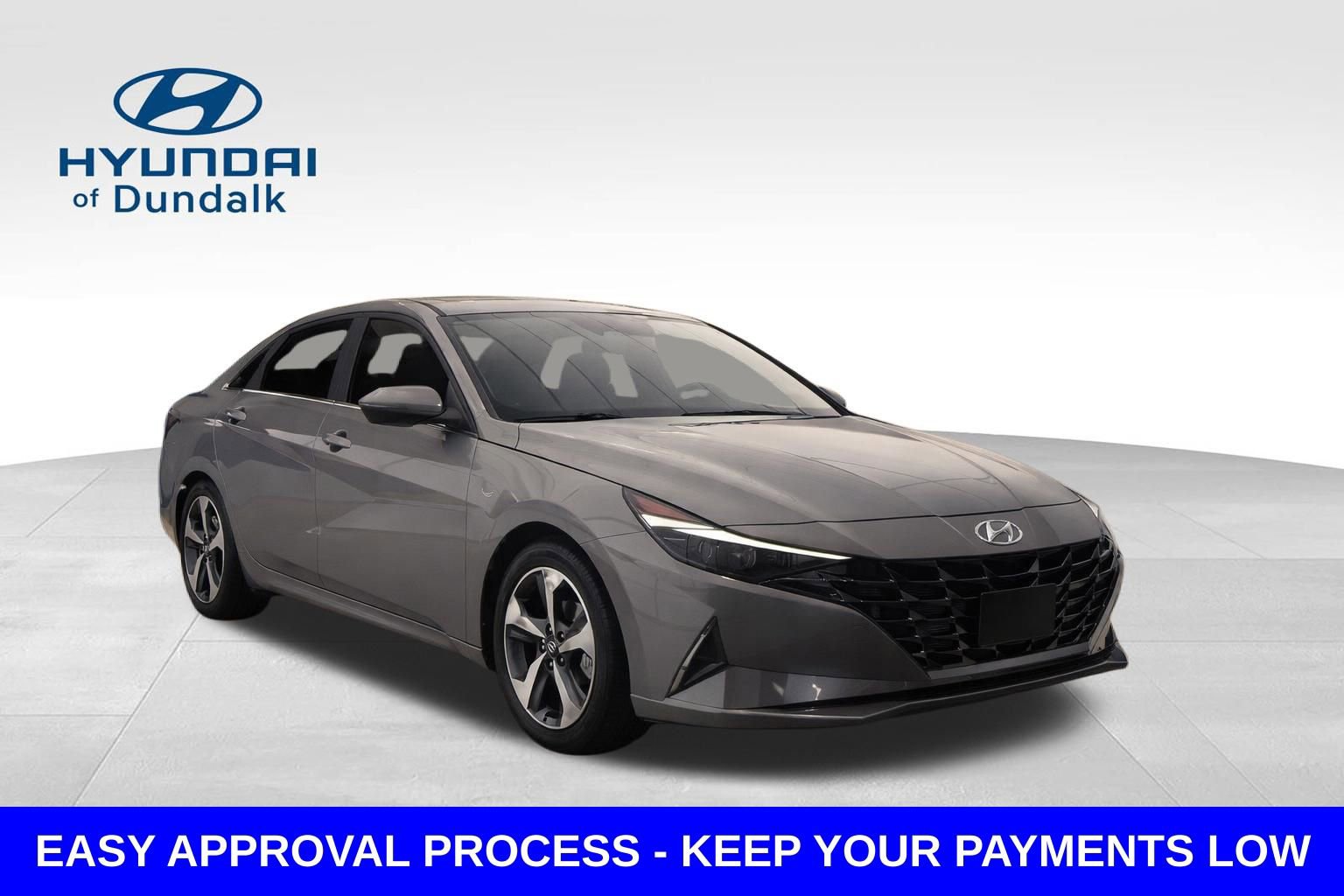 Used 2022 Hyundai Elantra Limited w/ Preferred Accessory Package FWD image 3